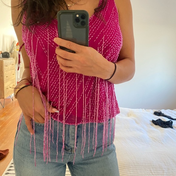 Designer Emma Black vintage beaded pure silk top. Beautiful fuchsia colour . - Picture 2 of 5